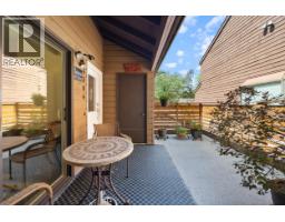 4384 Garden Grove Drive, Burnaby, BC V5G4G6 Photo 24