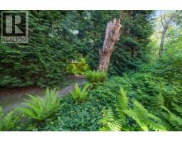4384 Garden Grove Drive, Burnaby, BC V5G4G6 Photo 36