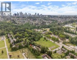 4384 Garden Grove Drive, Burnaby, BC V5G4G6 Photo 37
