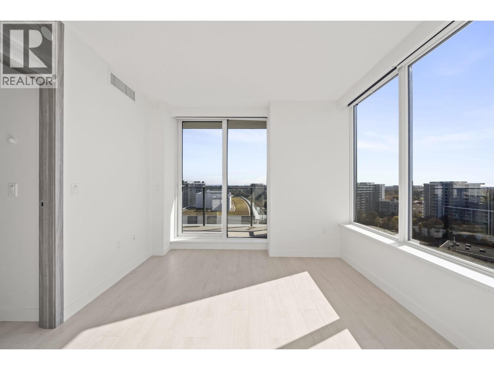 Photo of 1401 8611 HAZELBRIDGE WAY 19