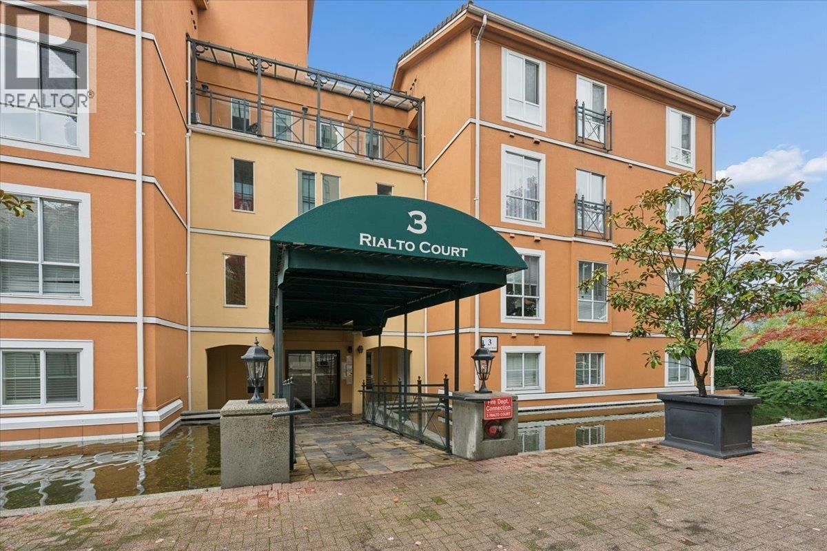 121 3 RIALTO COURT, New Westminster - Image 1