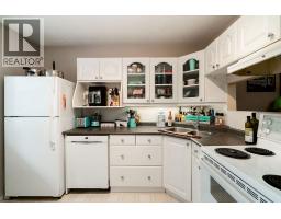 2 2990 Mariner Way, Coquitlam, BC V3C4K1 Photo 9