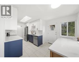 17 Campion Court, Port Moody, BC V3H4A9 Photo 15