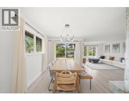 17 Campion Court, Port Moody, BC V3H4A9 Photo 9