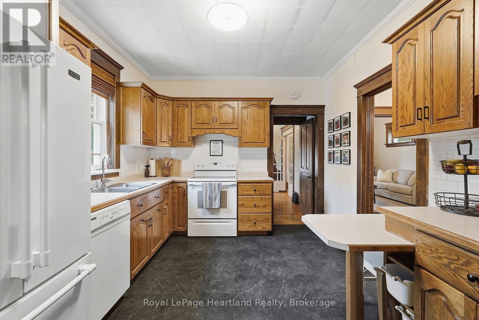 184 MAIN STREET - 17