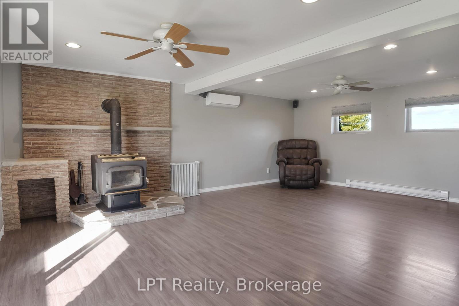 2357 BRUCE RD 40 ROAD - 32