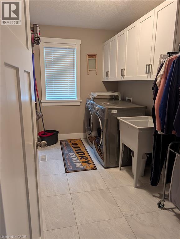 57 EAGLECREST Street, Kitchener — photo 11