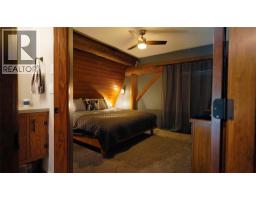 Bedroom - Bachelor - 475 Bluenose Road, Coldstream, BC V1B3E7 Photo 12
