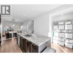 102 548 Foster Avenue, Coquitlam, BC V3J0E2 Photo 10