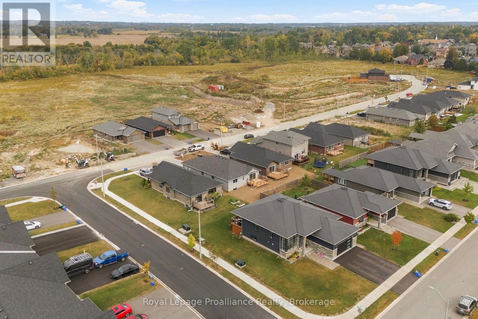 100 HASTINGS PARK DRIVE - 44