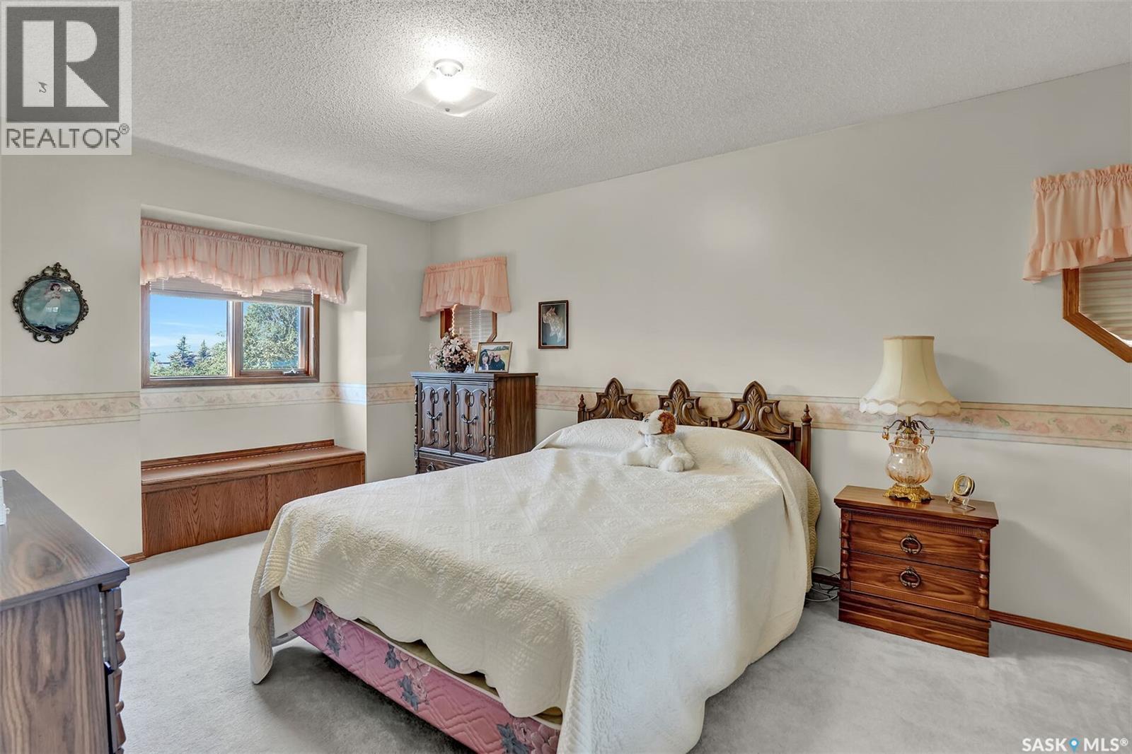 8 Emerald PLACE - 31