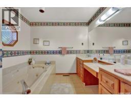 8 Emerald Place, Edenwold Rm No 158, SK S4T3B3 Photo 43