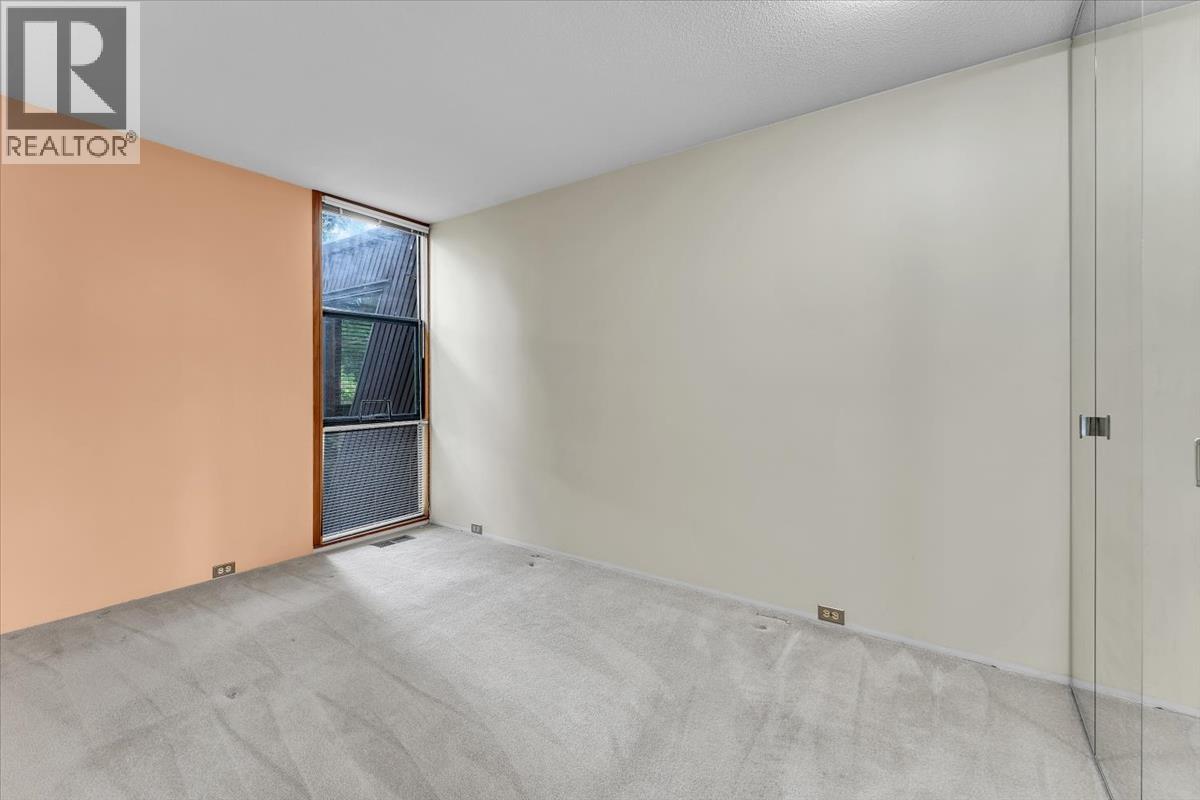 Photo of 6225 MCKEE STREET 32