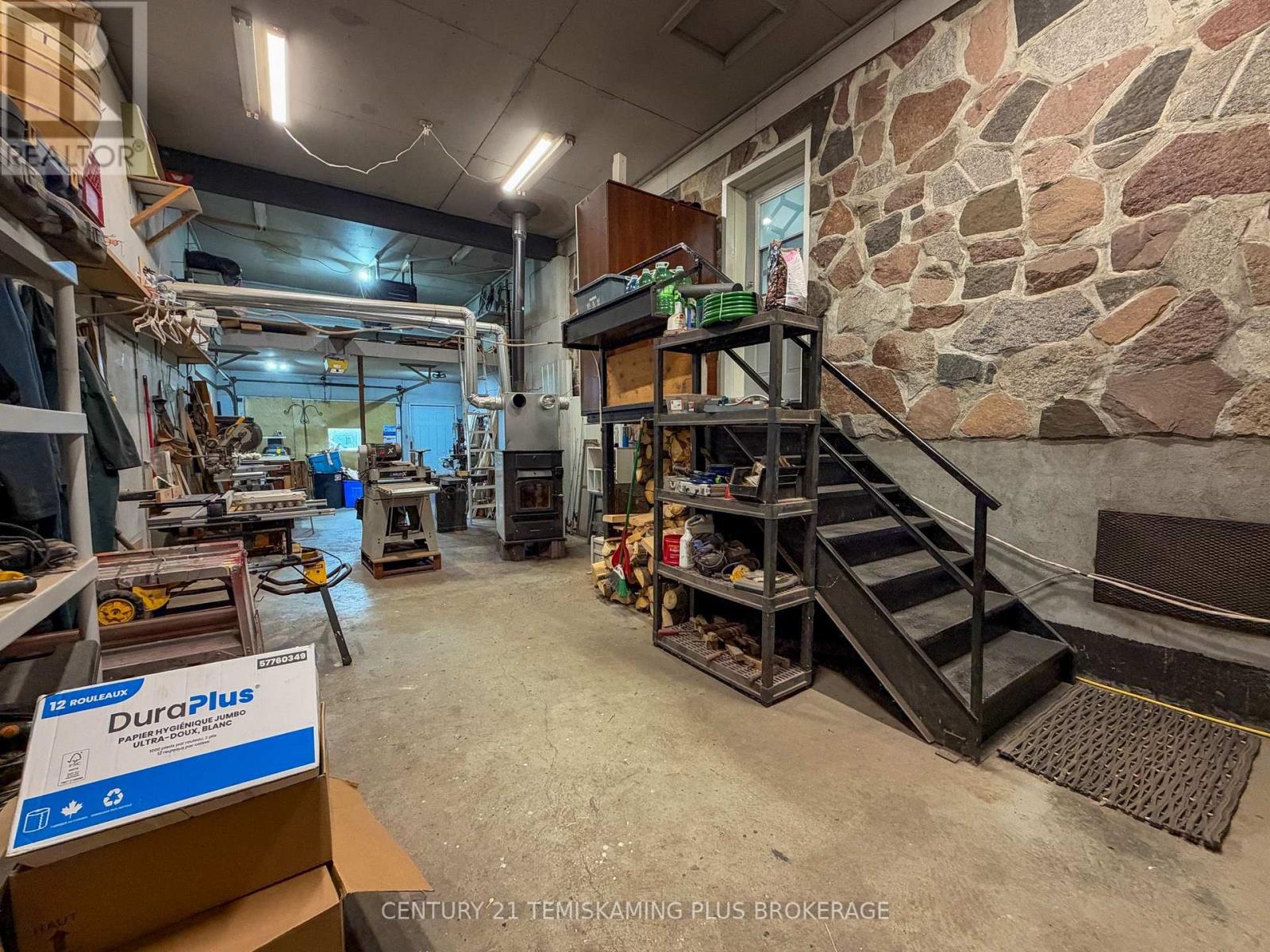887726 HWY 65 W - 34