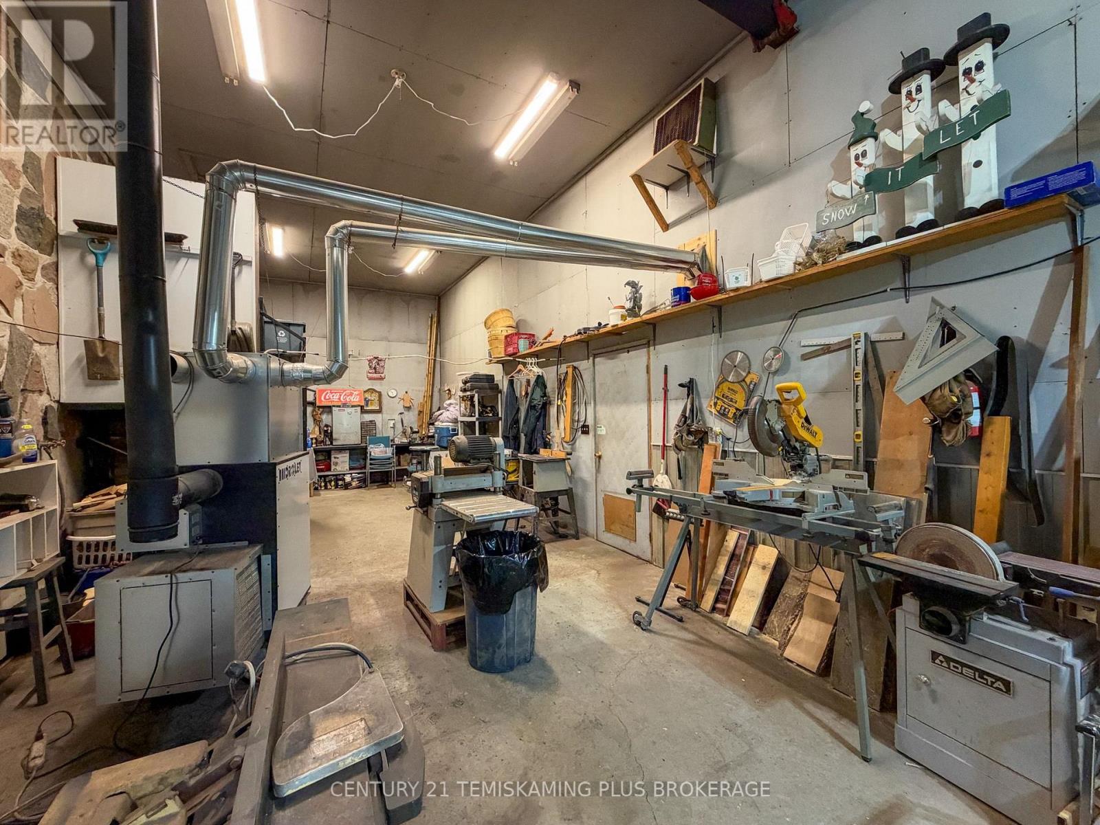 887726 HWY 65 W - Image 36
