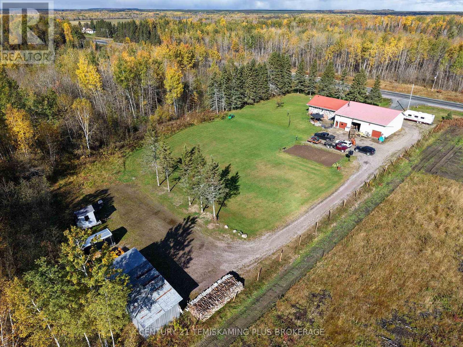 887726 HWY 65 W - 38