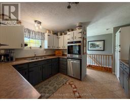 Primary Bedroom - 887726 Hwy 65 W, Timiskaming, ON P0J1M0 Photo 7