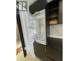 3708 - 8 Wellesley Street W, Toronto, ON M4Y0J5 Photo 7