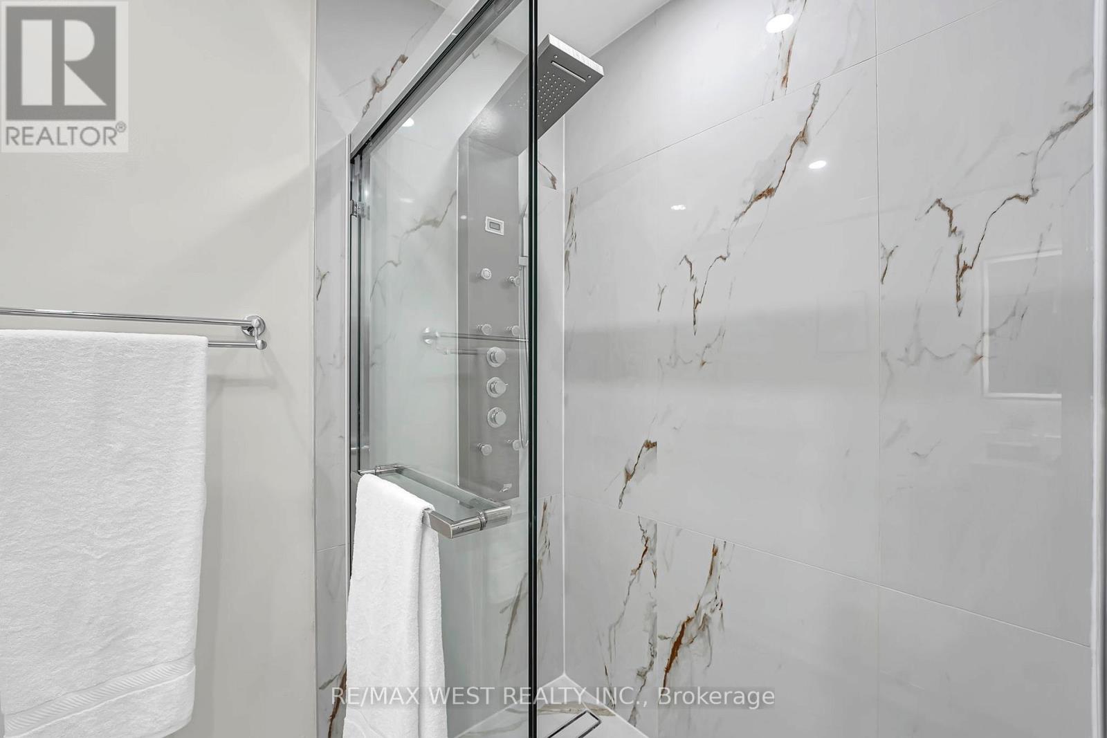 67 BURNCREST DRIVE - 12