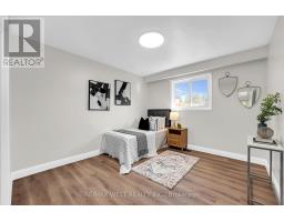 67 Burncrest Drive, Toronto, ON M5M2Z4 Photo 15