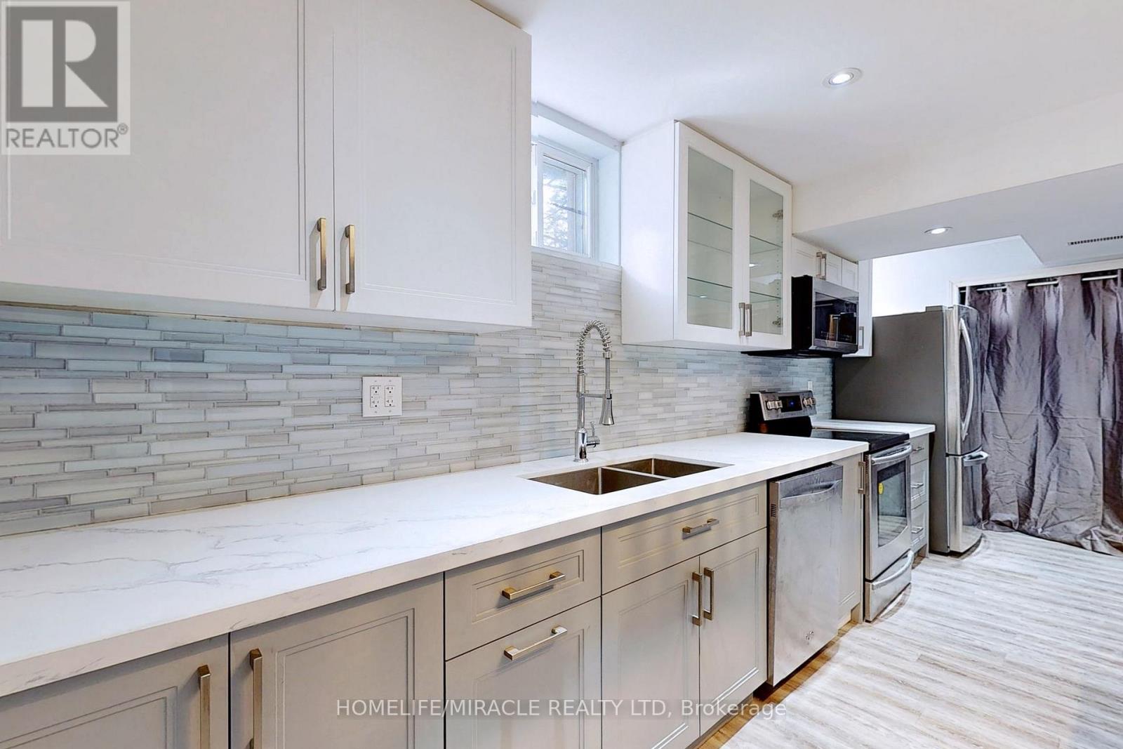 bsmt- 253 Wilson Road North, Oshawa, ON photo 15