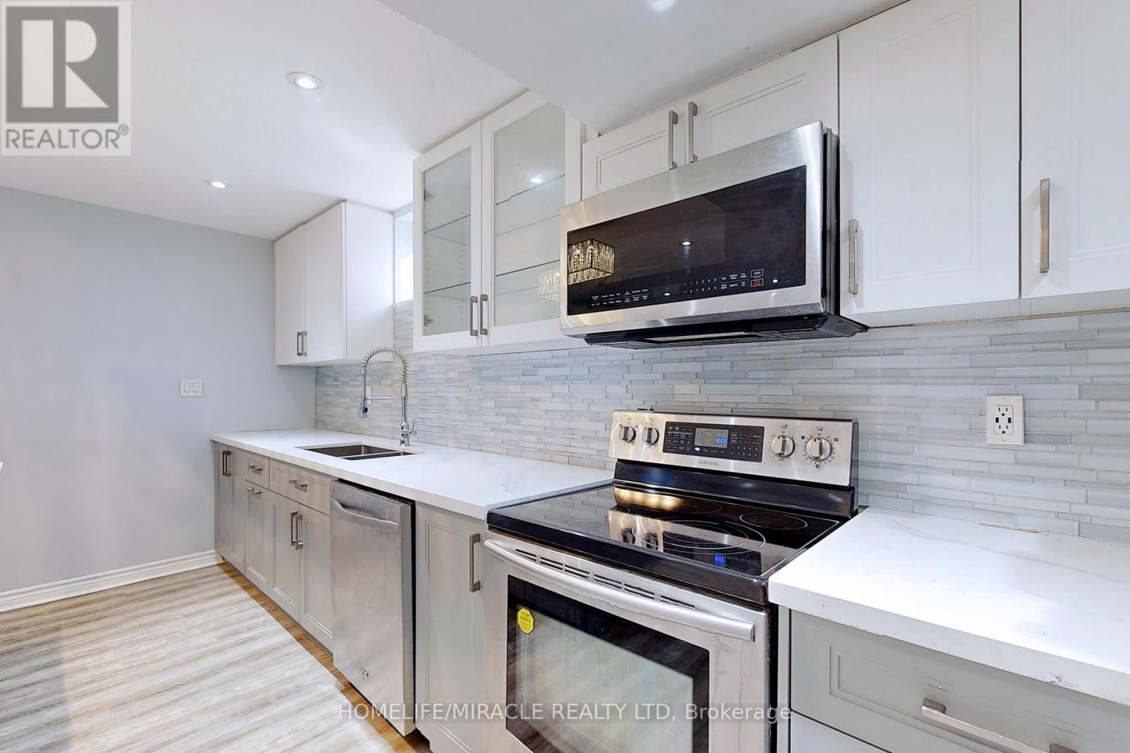 bsmt- 253 Wilson Road North, Oshawa, ON photo 16