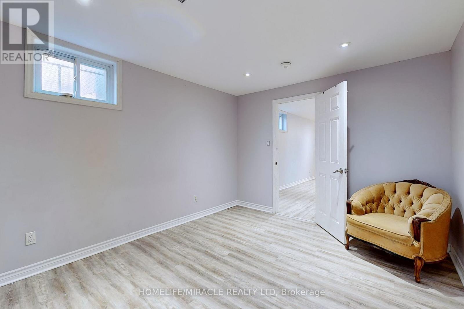 bsmt- 253 Wilson Road North, Oshawa, ON photo 19