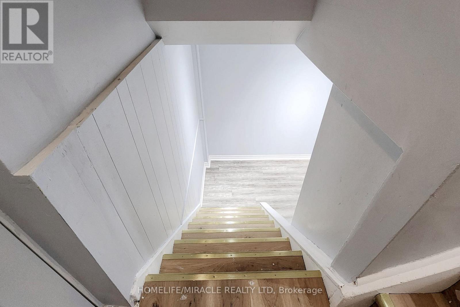 bsmt- 253 Wilson Road North, Oshawa, ON photo 3