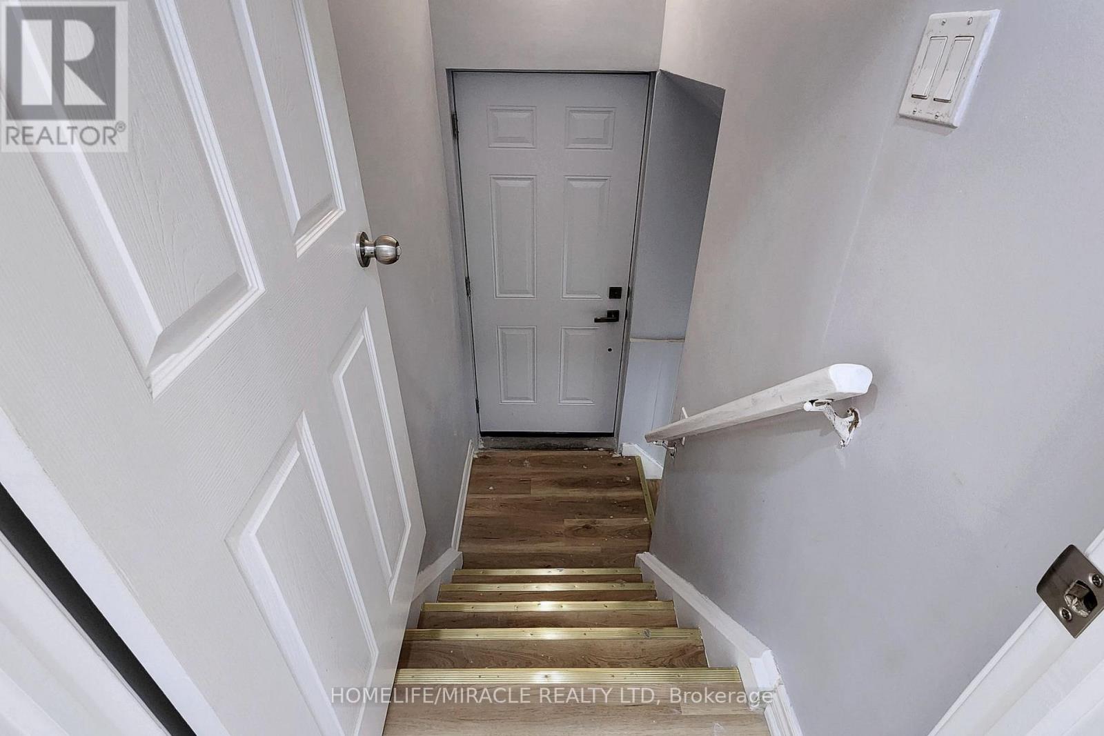 bsmt- 253 Wilson Road North, Oshawa, ON photo 4