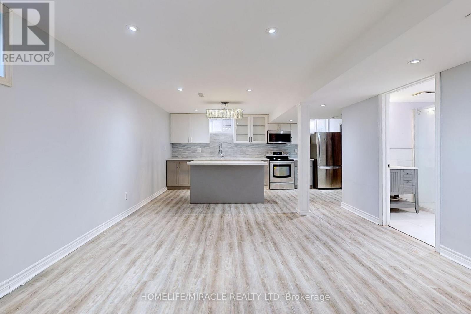 bsmt- 253 Wilson Road North, Oshawa, ON photo 8