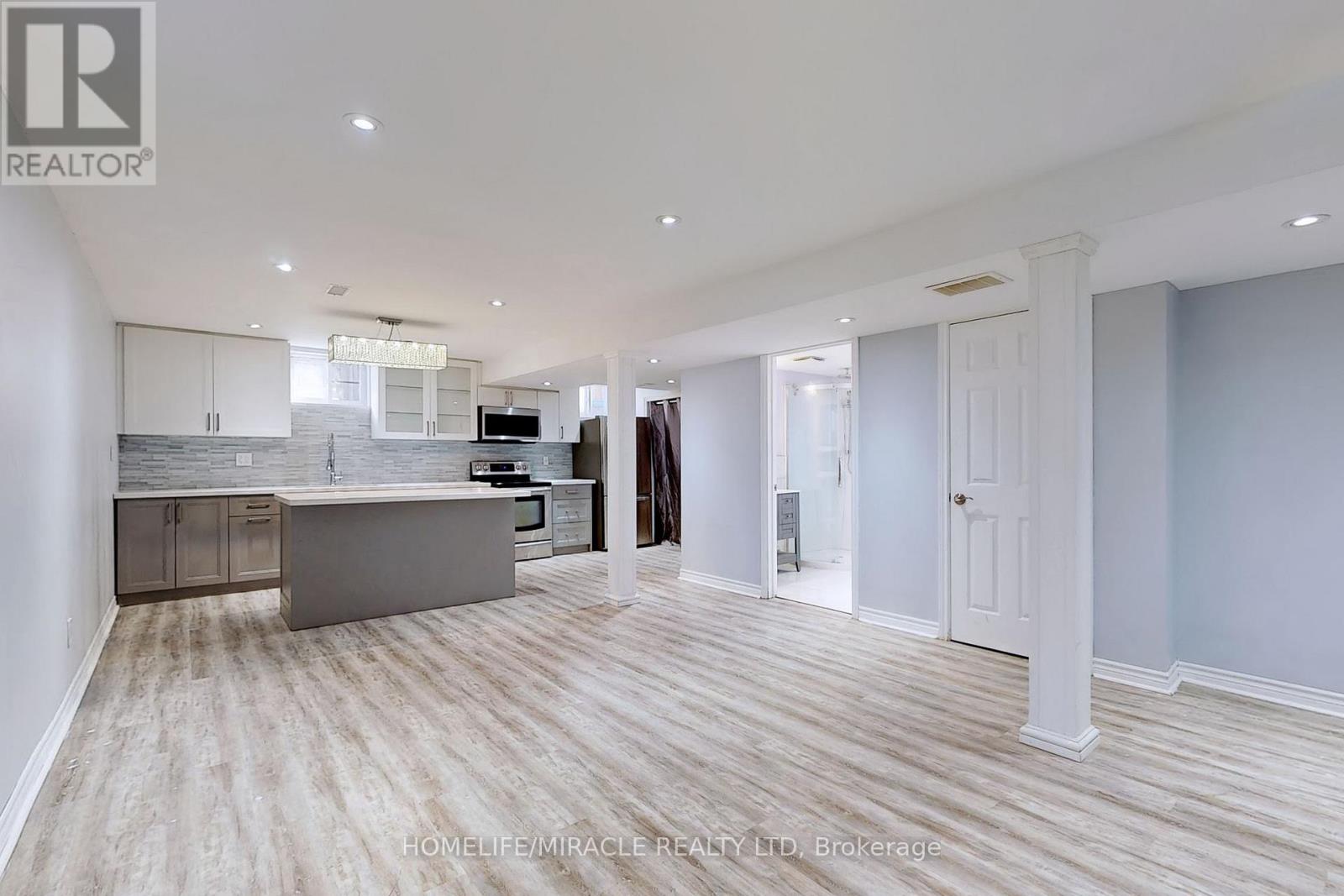 bsmt- 253 Wilson Road North, Oshawa, ON photo 9