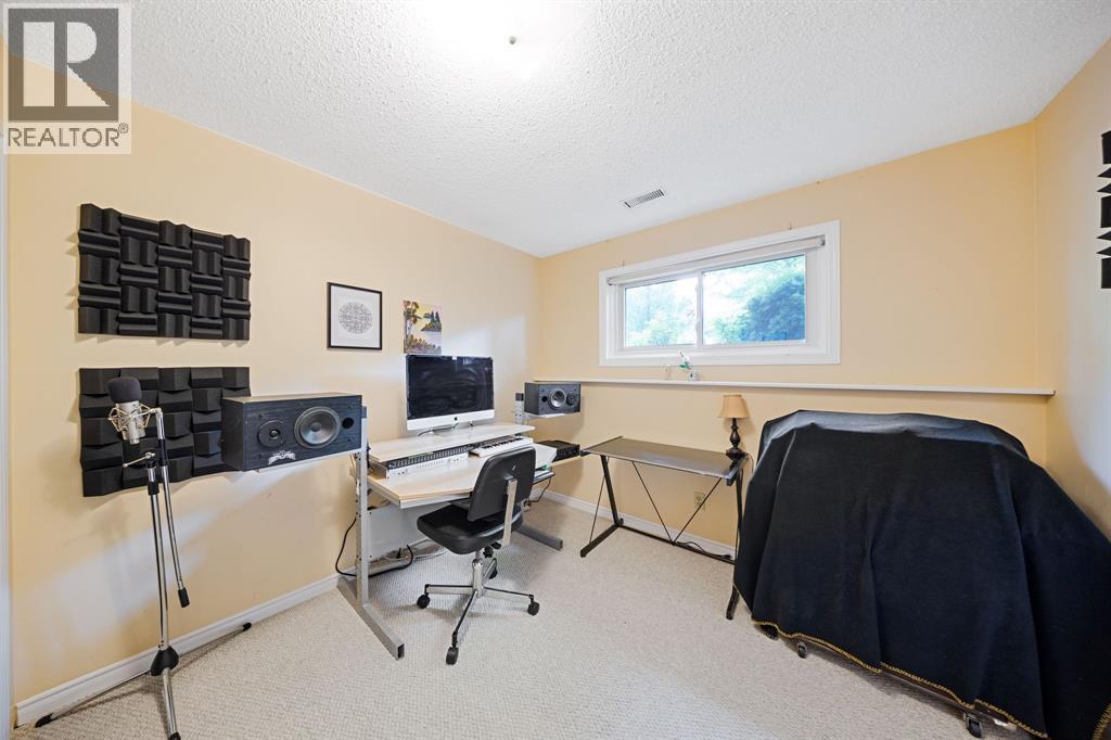 3534 CLARENCE STREET - Image 23