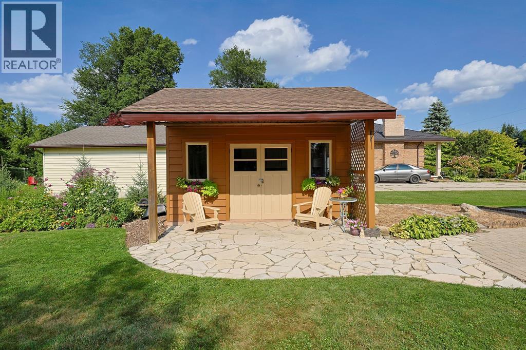 3534 CLARENCE STREET - 36