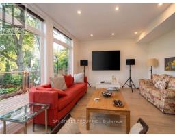 526 Lake Dr S Drive, Georgina, ON L4P1S2 Photo 6