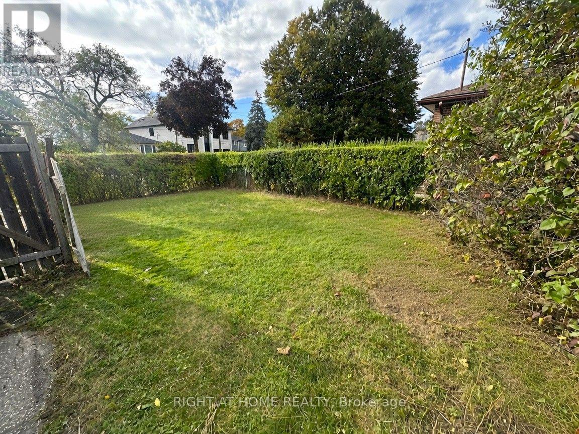 19 UPMINSTER CRESCENT - 4