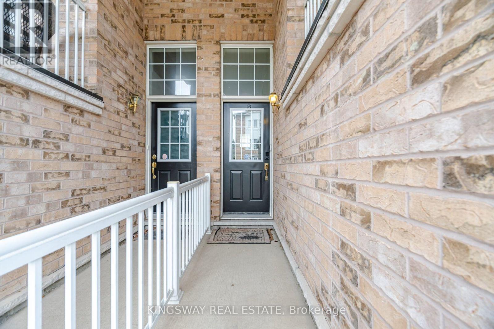 181- 601 SORELINE Drive, Mississauga, ON photo 2