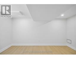 Lower - 129 Kenilworth Avenue, Toronto, ON M4L3S7 Photo 13