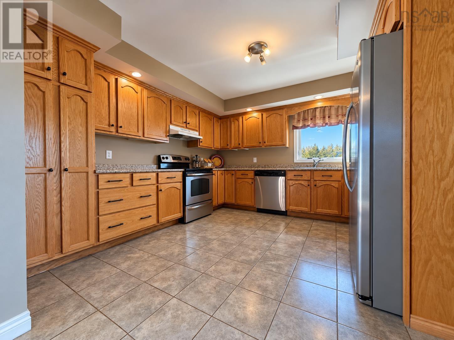176 Armada Drive - Image 15