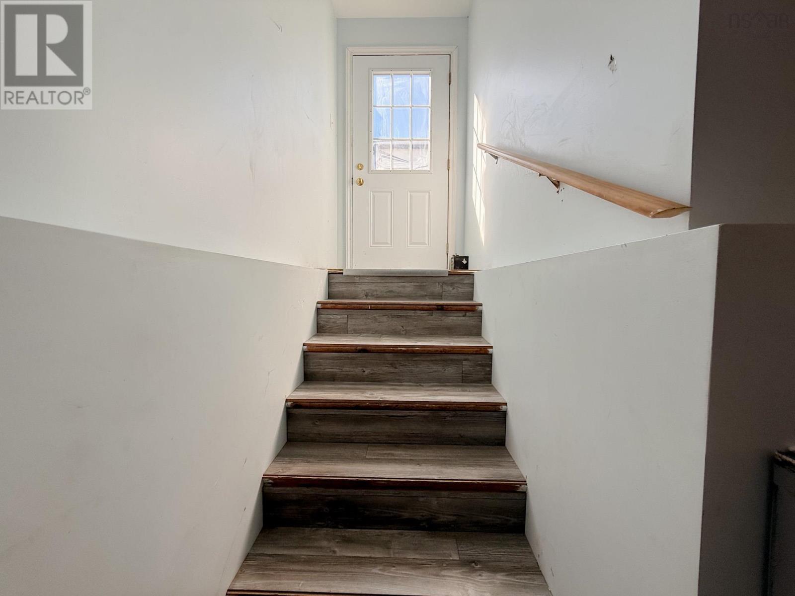 176 Armada Drive - Image 30