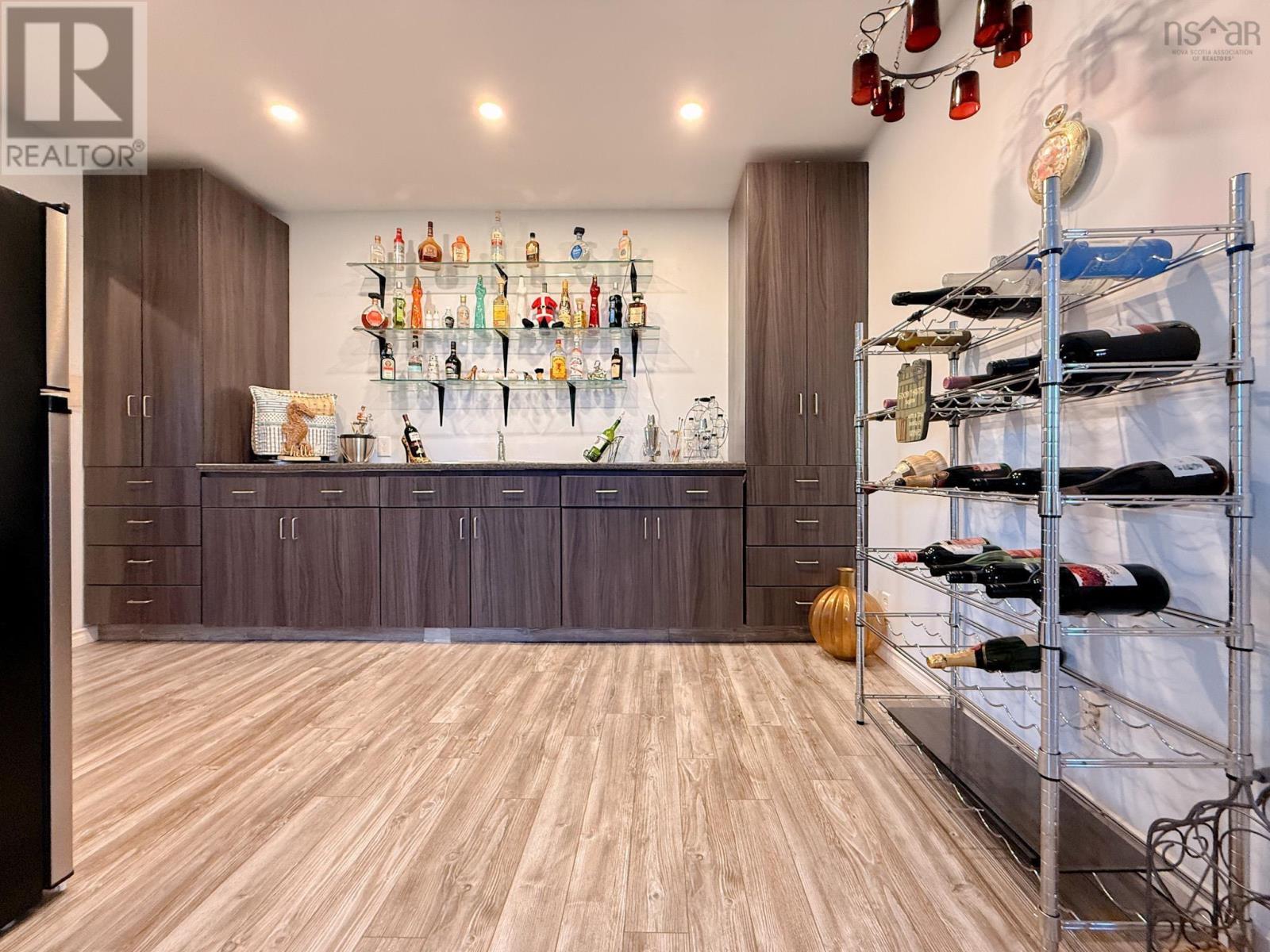 176 Armada Drive - Image 32