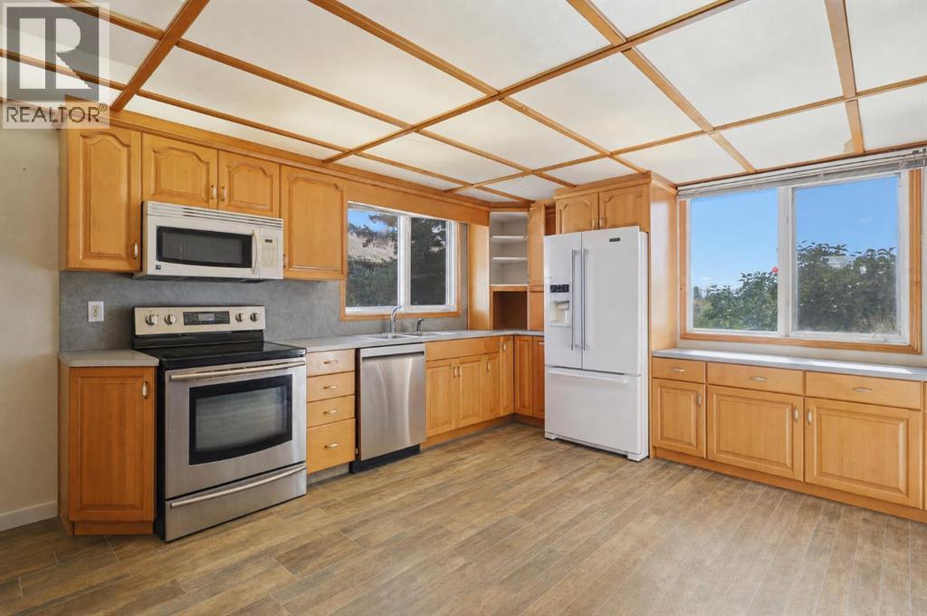 Listing photo – 432017 Range Road 254, Rural Ponoka County