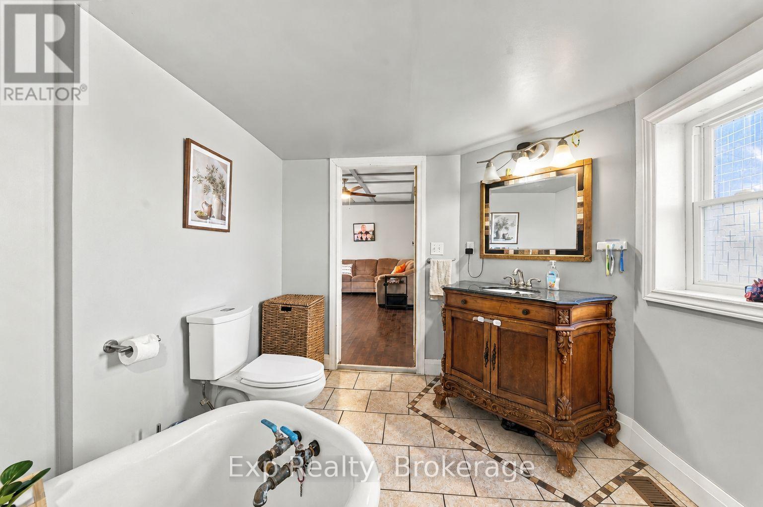 778 Shannonville Road, Tyendinaga, ON photo 15