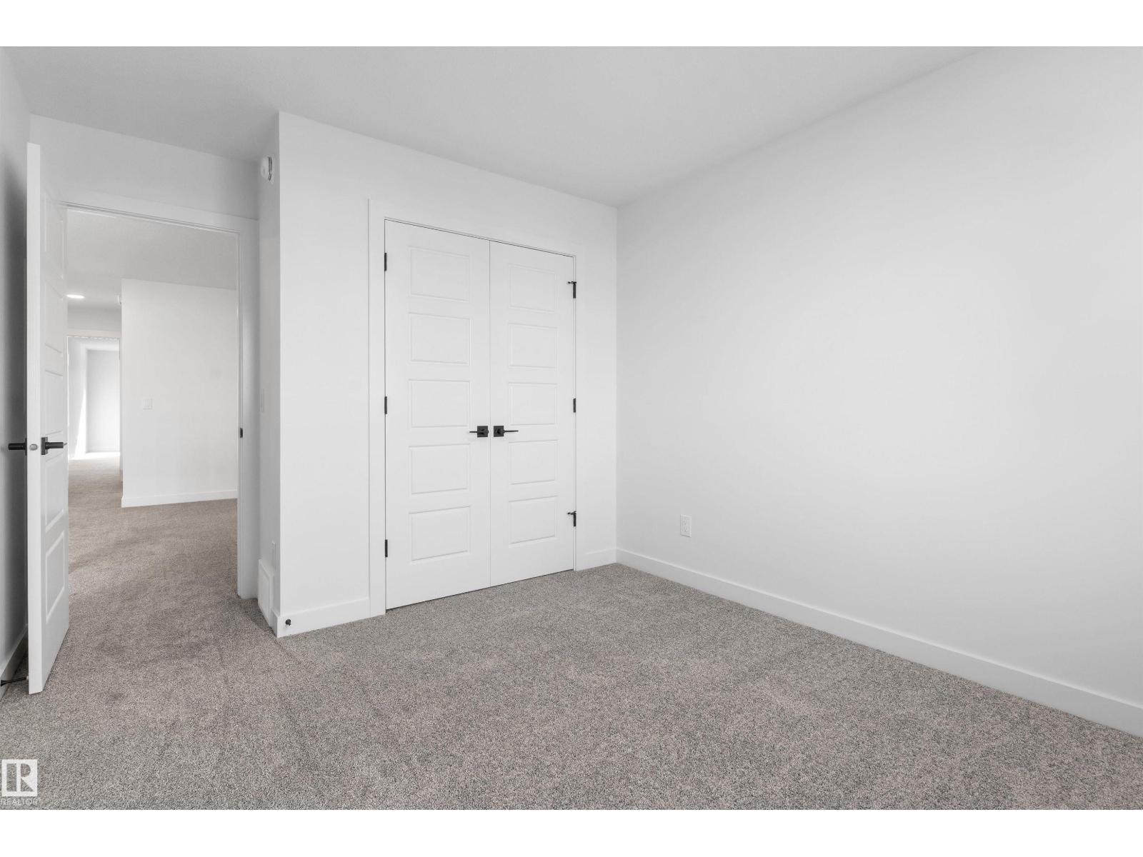 4226 63 Street, photo 26