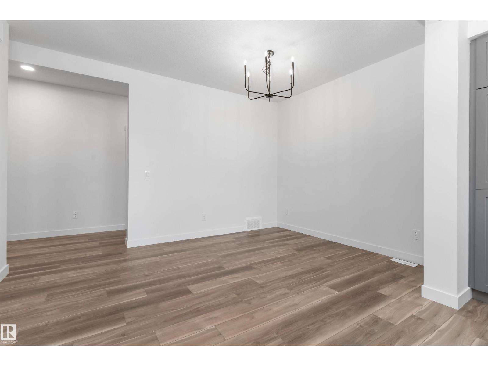 4226 63 Street, photo 11
