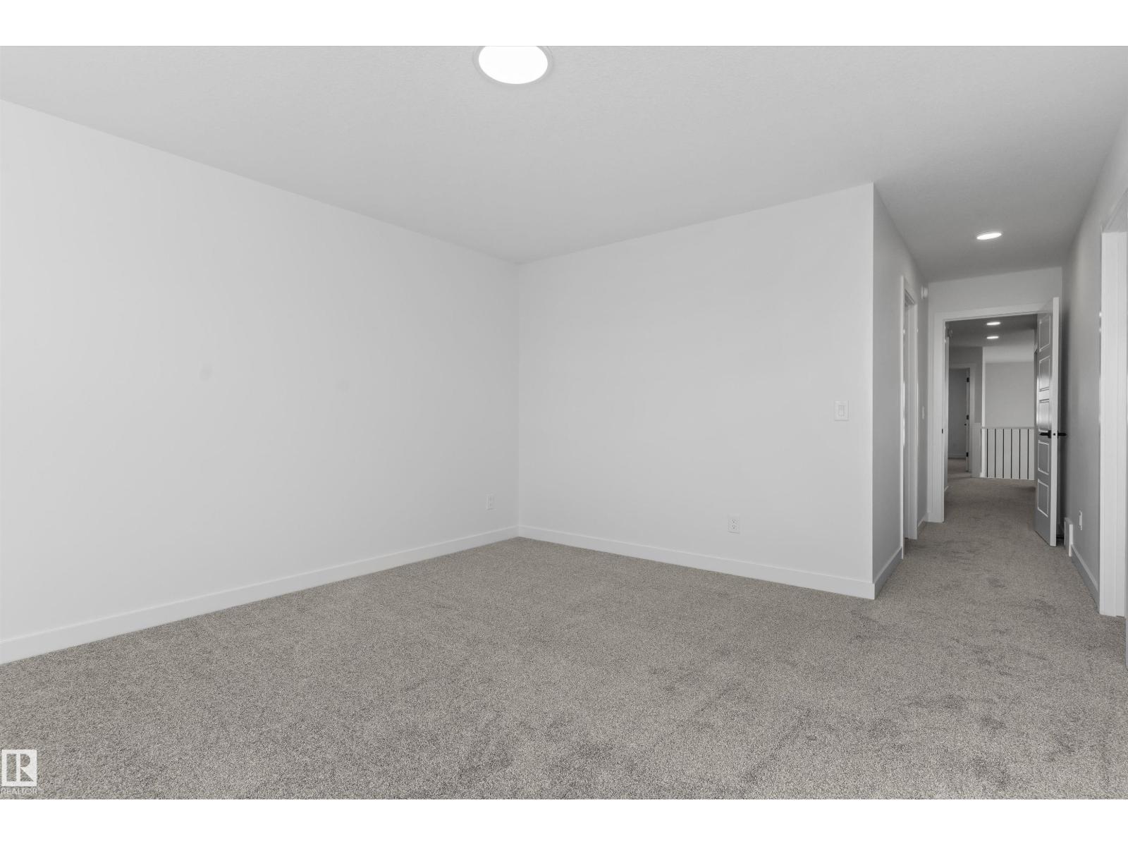 4226 63 Street, photo 38