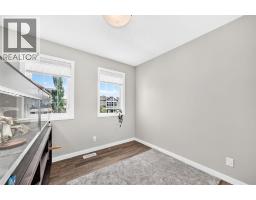 148 Copperpond Parade - photo 26