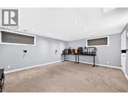 148 Copperpond Parade - photo 38