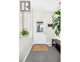 148 Copperpond Parade - photo 4