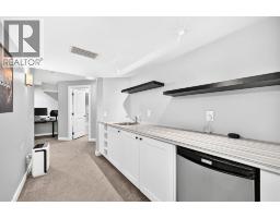 148 Copperpond Parade - photo 39