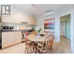 Kitchen - 33 Argyle Avenue, Ottawa, ON K2P1B3 Photo 14